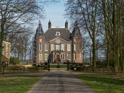 TwoCastlesTZ80 apr18 16